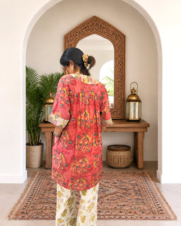 Load image into Gallery viewer, Pink Yellow Natural Dye Kurta Set