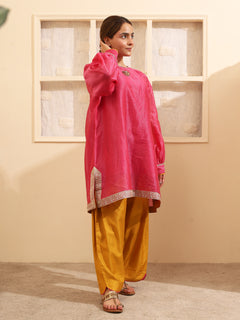 Load image into Gallery viewer, Magenta Handwoven Chanderi Silk Kurta-set
