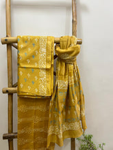 Load image into Gallery viewer, Mustard Maheshwari Silk Kurta Set