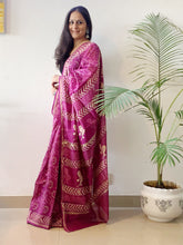 Load image into Gallery viewer, Hand block printed Maheshwari silk saree is lightweight and comes with a blouse piece.
