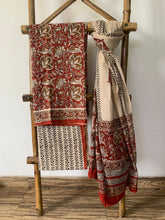 Load image into Gallery viewer, Maroon and Brown Block Printed Kurta Set