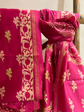 Load image into Gallery viewer, Floral block printed kurta set