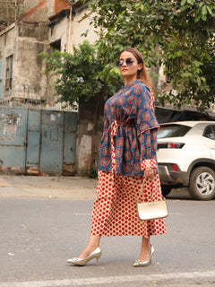 Load image into Gallery viewer, Ajrakh Blue-Red Ensemble