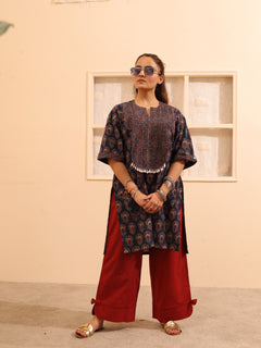 Load image into Gallery viewer, Blue Floral Natural Dye Kurta-set