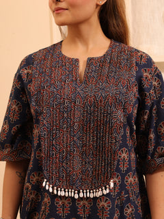 Load image into Gallery viewer, Blue Floral Natural Dye Kurta-set
