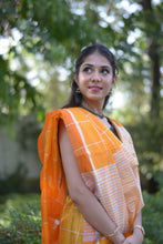 Load image into Gallery viewer, Orange saree with checks and tassel detail