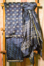 Load image into Gallery viewer, Maheshwari Silk Kurta Set with dupatta in Dark blue