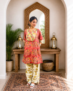Load image into Gallery viewer, Pink Yellow Natural Dye Kurta Set
