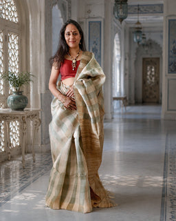Load image into Gallery viewer, Pista Handwoven Tussar Silk Saree
