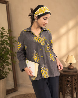 Load image into Gallery viewer, Earthy Brown Cotton Oversized Shirt in Natural Dye
