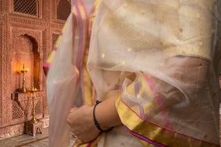 Load image into Gallery viewer, Beige Chanderi Saree
