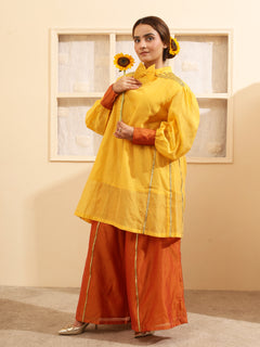 Load image into Gallery viewer, Yellow Handwoven Chanderi Silk Kurta-set
