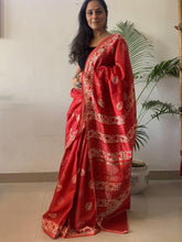 Load image into Gallery viewer, Vivacious Red Saree with block print details on it
