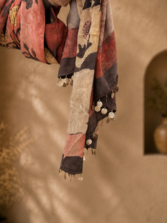 Load image into Gallery viewer, Floral peach natural dye silk sari
