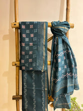 Load image into Gallery viewer, Silk Unstitched Kurta Set
