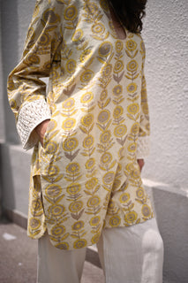Load image into Gallery viewer, Beige Bagru Organic Cotton Hand-block kurta in natural dye
