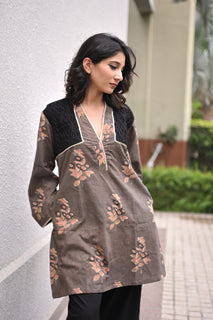 Load image into Gallery viewer, Brown natural dye block print organic cotton Kurta set in Natural Dye
