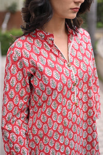 Load image into Gallery viewer, Red floral hand-block cotton kurta set
