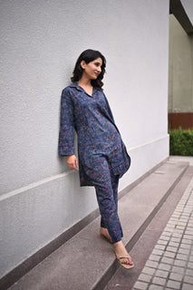 Load image into Gallery viewer, Blue floral ajrakh hand-block cotton kurta set
