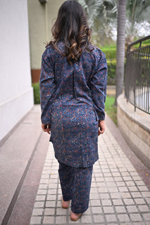 Load image into Gallery viewer, Blue floral ajrakh hand-block cotton kurta set
