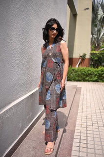 Load image into Gallery viewer, Ajrakh cotton handblock kurta-set
