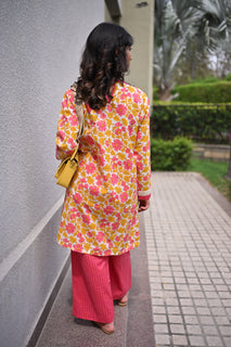 Load image into Gallery viewer, Yellow pink floral hand-block cotton kurta set
