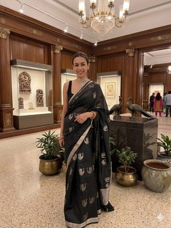 Load image into Gallery viewer, Traditional Black Silk Chanderi Saree for Women
