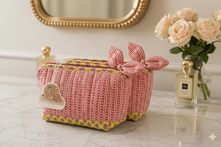 Load image into Gallery viewer, Pack of 2 - Red handblock print cotton quilted travel pouch
