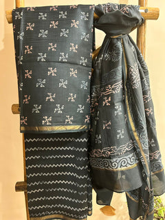 Load image into Gallery viewer, Floral block printed unstitched Kurta Set
