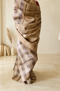 Load image into Gallery viewer, Grey check -Handwoven Tussar Silk Saree
