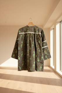 Load image into Gallery viewer, Earthy Grey Handblock Cotton Short Tunic/Kurta
