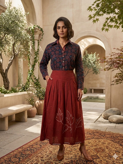 Load image into Gallery viewer, Vibrant Red (Begar) natural dye pleated cotton skirt
