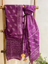 Load image into Gallery viewer, Mauve Maheshwari Silk Kurta-set
