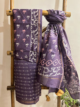 Load image into Gallery viewer, Wine Maheshwari Silk Kurta-set
