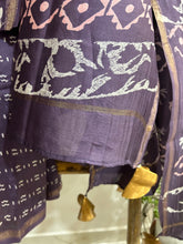 Load image into Gallery viewer, Wine Maheshwari Silk Kurta-set
