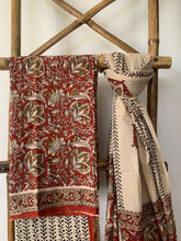 Load image into Gallery viewer, Maroon and Brown Block Printed Kurta Set
