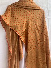 Load image into Gallery viewer, Dual color Bandhani dupatta with brown on red. Tie-dye brown bandhej dupatta
