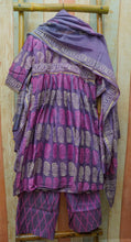 Load image into Gallery viewer, Purple Maheshwari Silk Kurta Set comes with wide leg palazzo and a dupatta 
