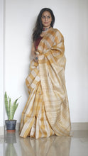 Load image into Gallery viewer, Yellow handloom silk sari with all over check pattern except on the pallu
