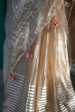 Load image into Gallery viewer, Chanderi Saree - Gold and Red
