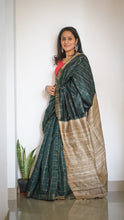 Load image into Gallery viewer, Green dupion silk sari with all over check pattern and solid beige pallu with tassel detail
