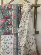 Load image into Gallery viewer, Grey kurta with block print pink flowers on it and a white bottom and lightweight white block printed dupatta
